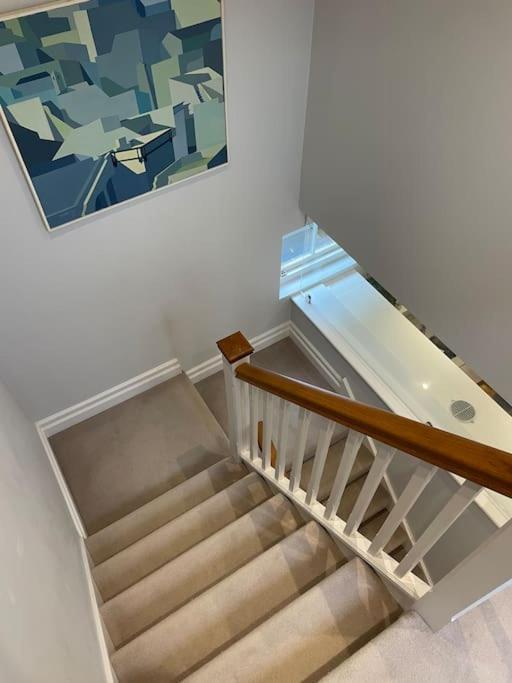 Charming & Cosy Town Centre Home With Parking Guildford Ngoại thất bức ảnh